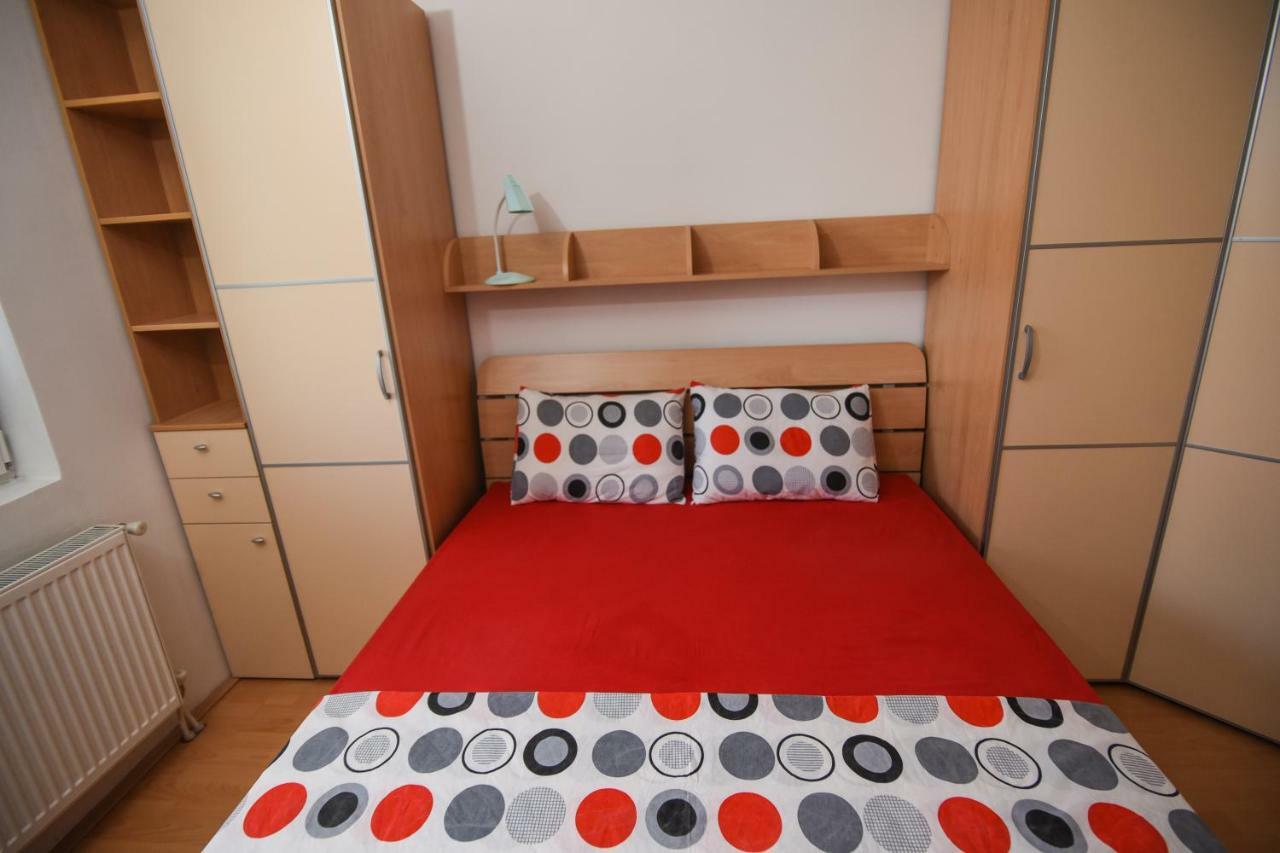 Victoria Apartment - Excellent Choice - Near Center スコピエ エクステリア 写真